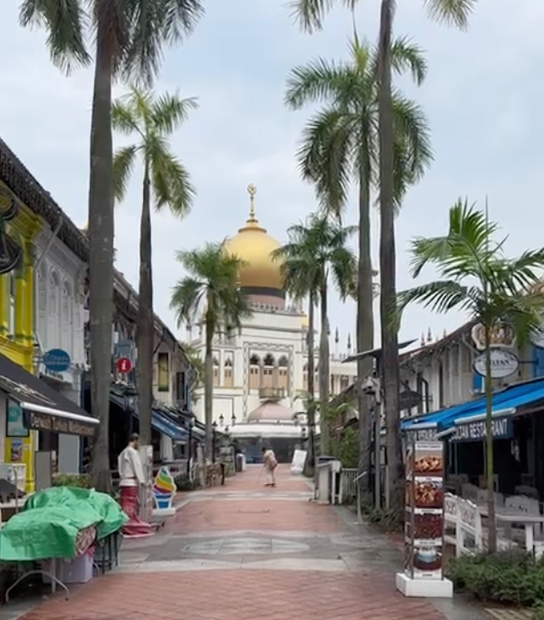 We're finally in Arab Street!