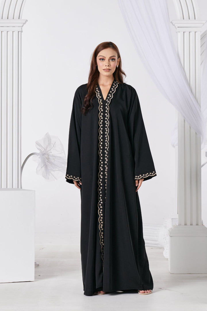 Sabreen Abaya in Black