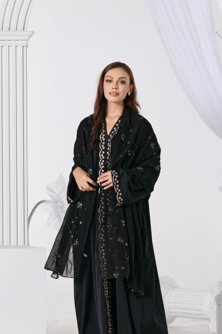 Sabreen Abaya in Black