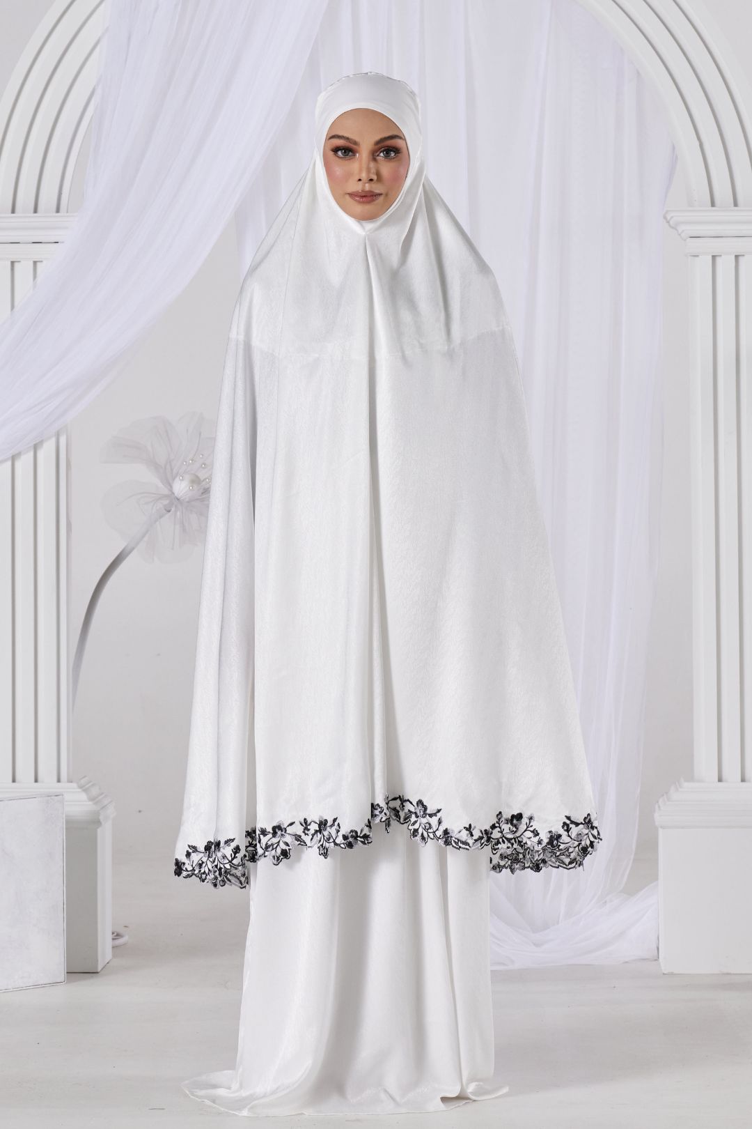 Annisa Telekung in White Monochrome