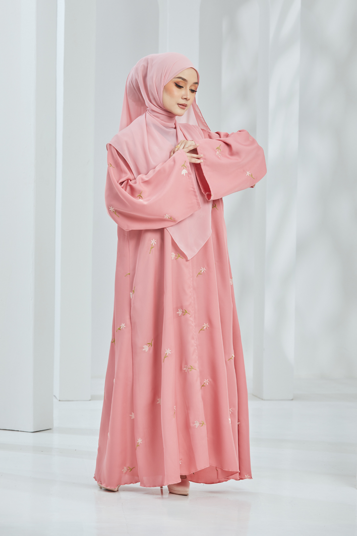 Azalea Abaya in Sweet Pink