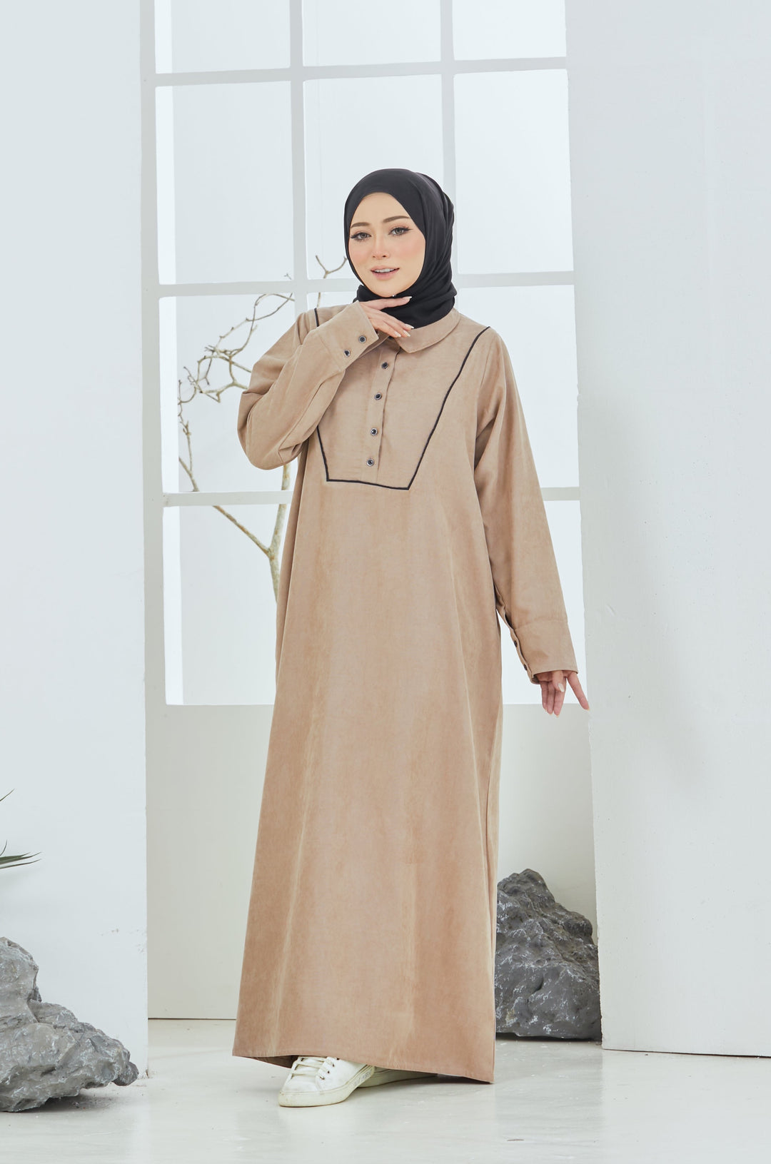 Aira Dress in Beige