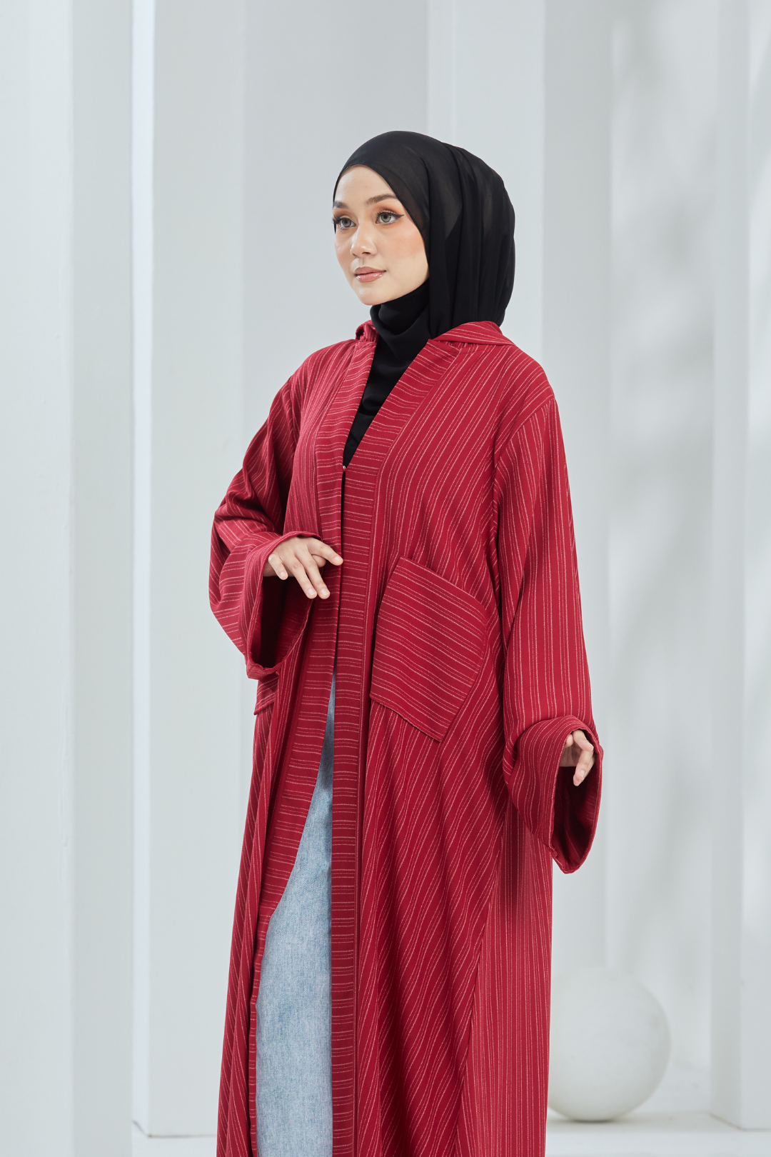 Helwa Red Stripes Hoodie Abaya