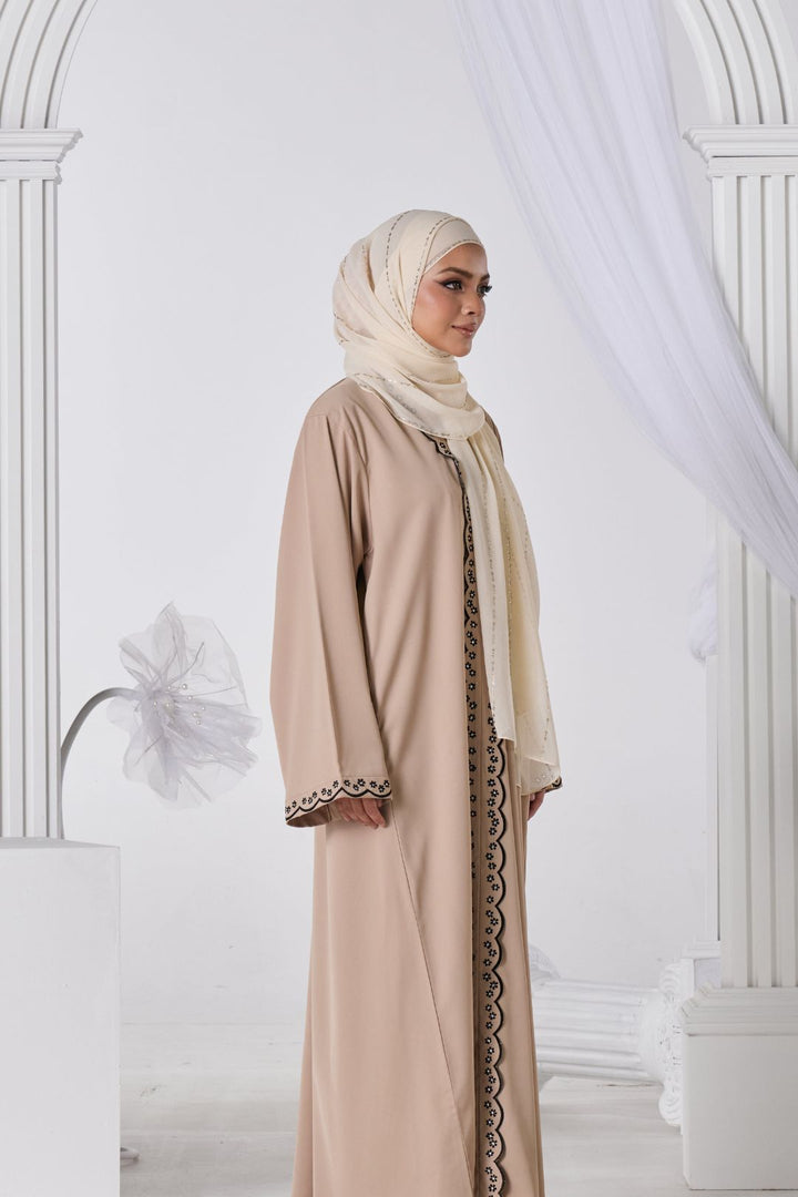 Sabreen Abaya in Beige