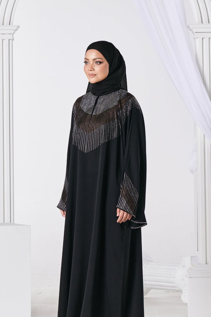 Dalila Abaya in Black