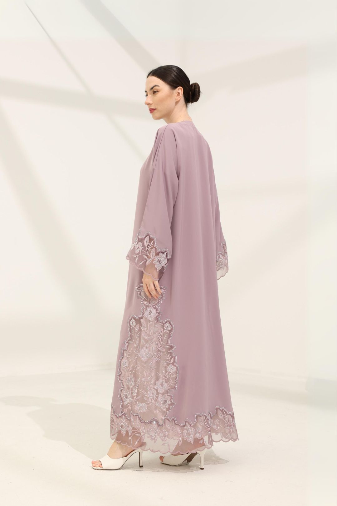 PO II : Daphne Abaya in Lilac