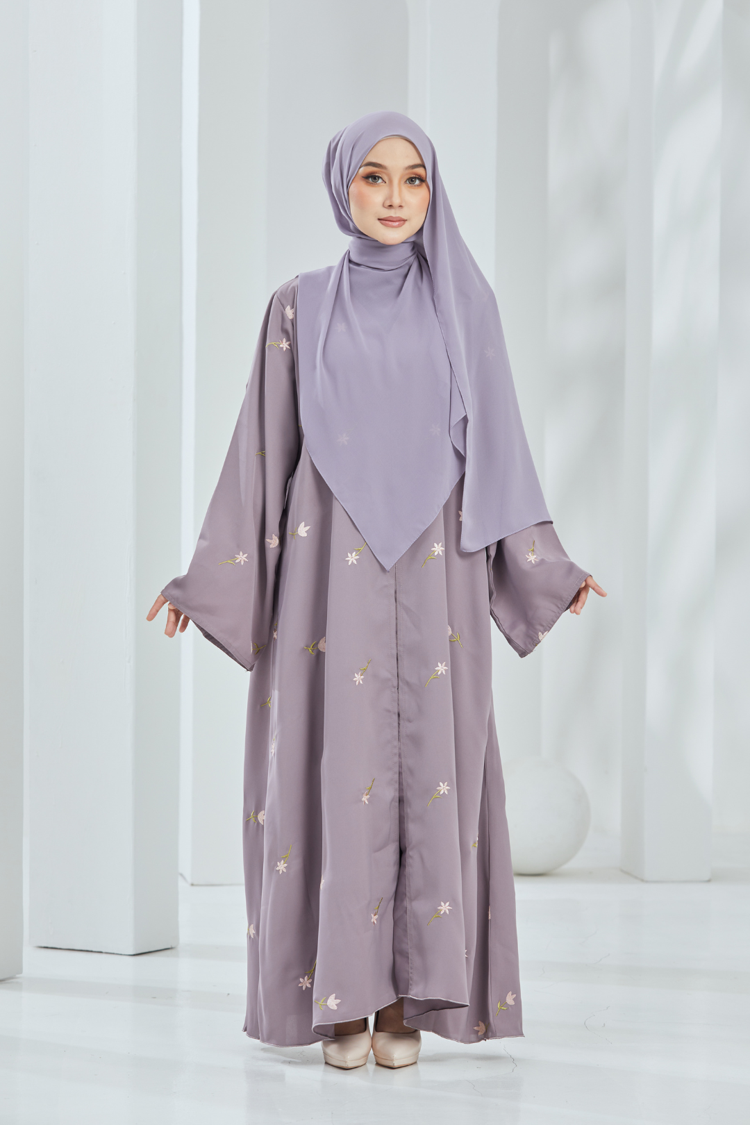 Azalea Abaya in Lilac