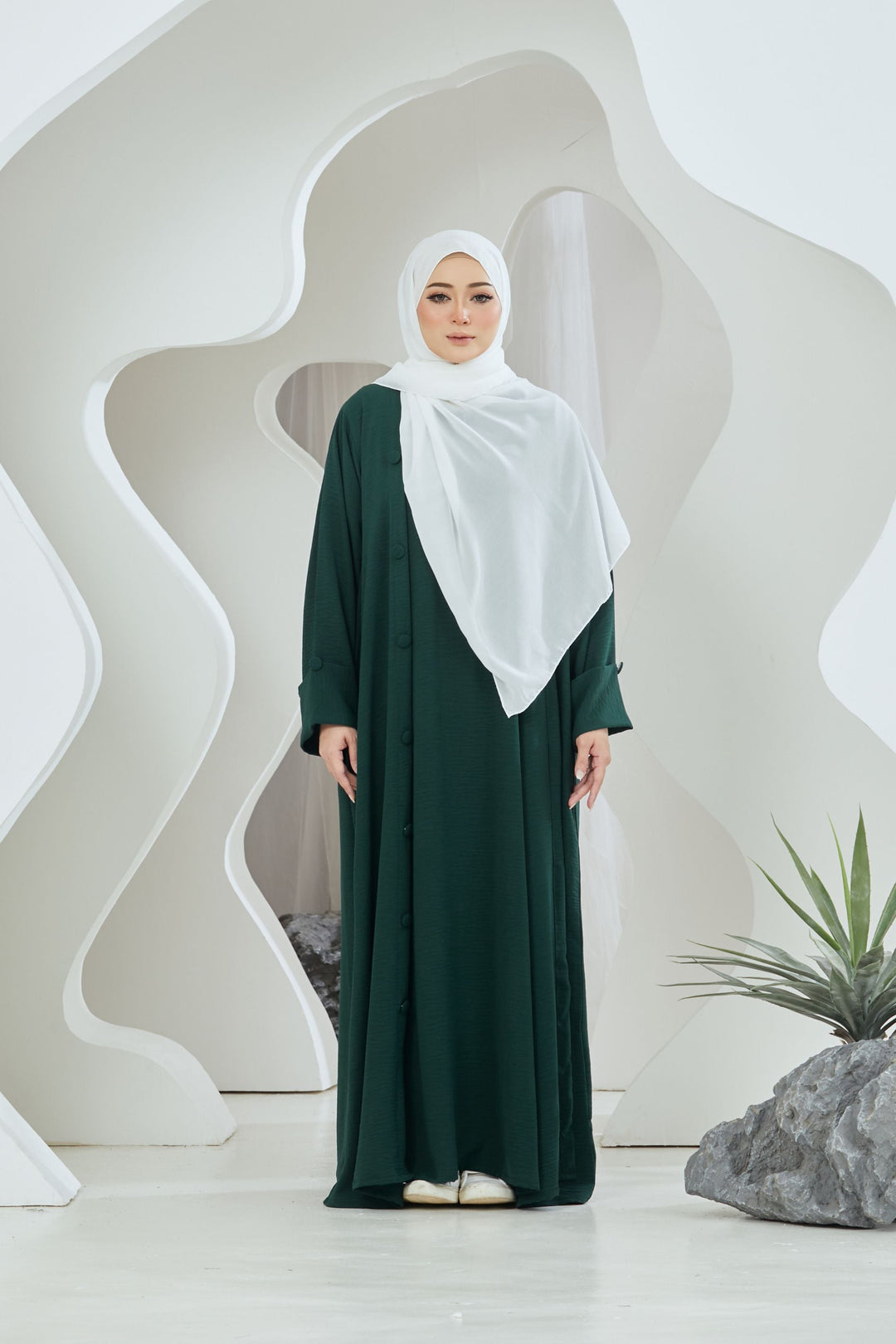 Hani Two-piece Abaya in Dark Green