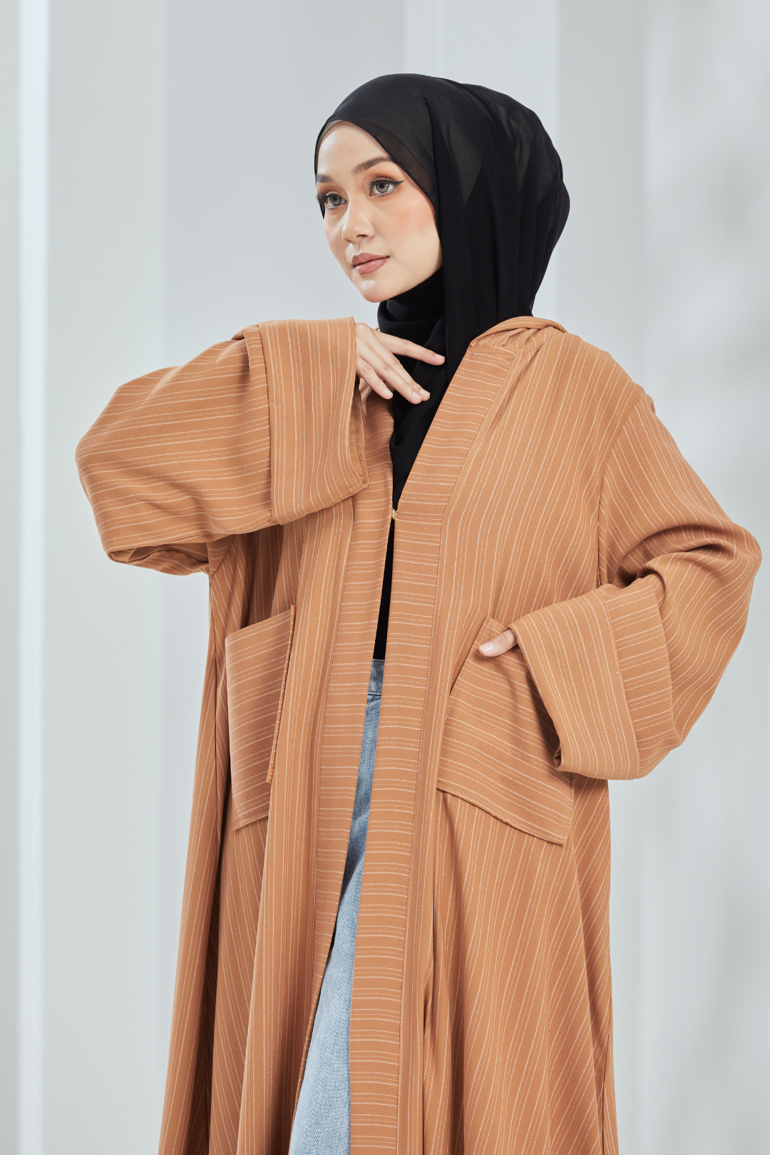 Helwa Teracotta Stripes Hoodie Abaya