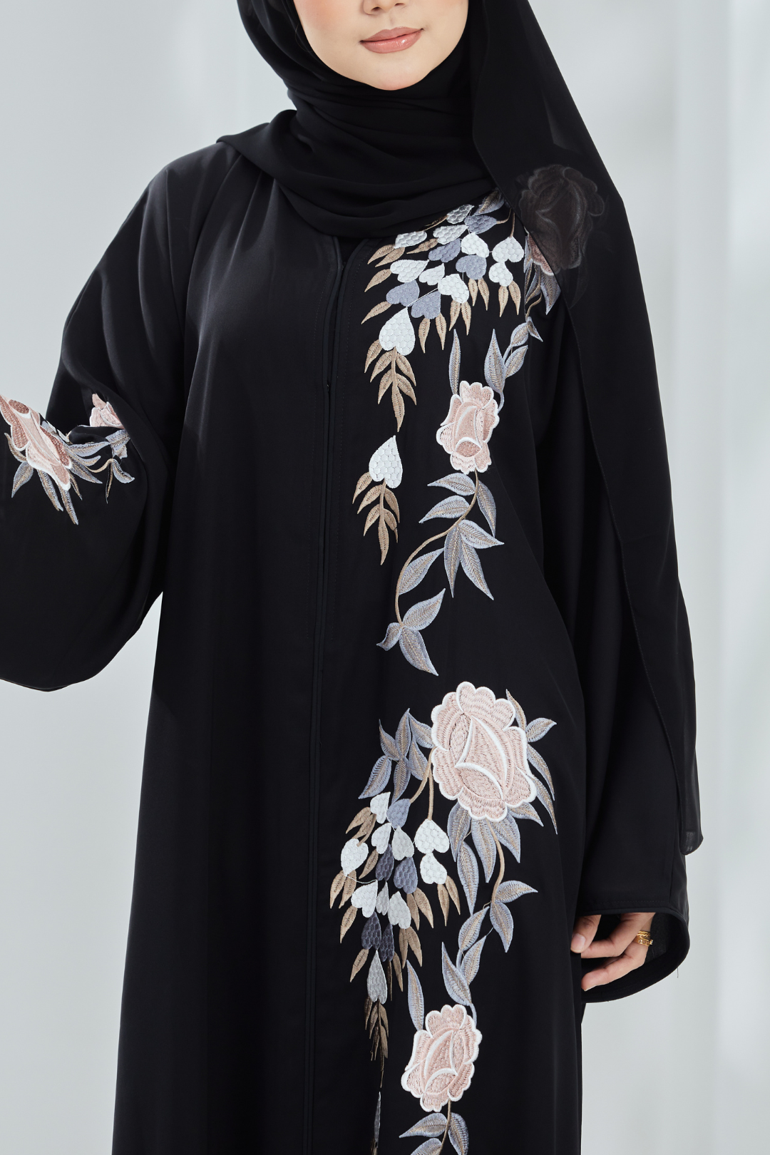 Pre-order Only : Helena Abaya