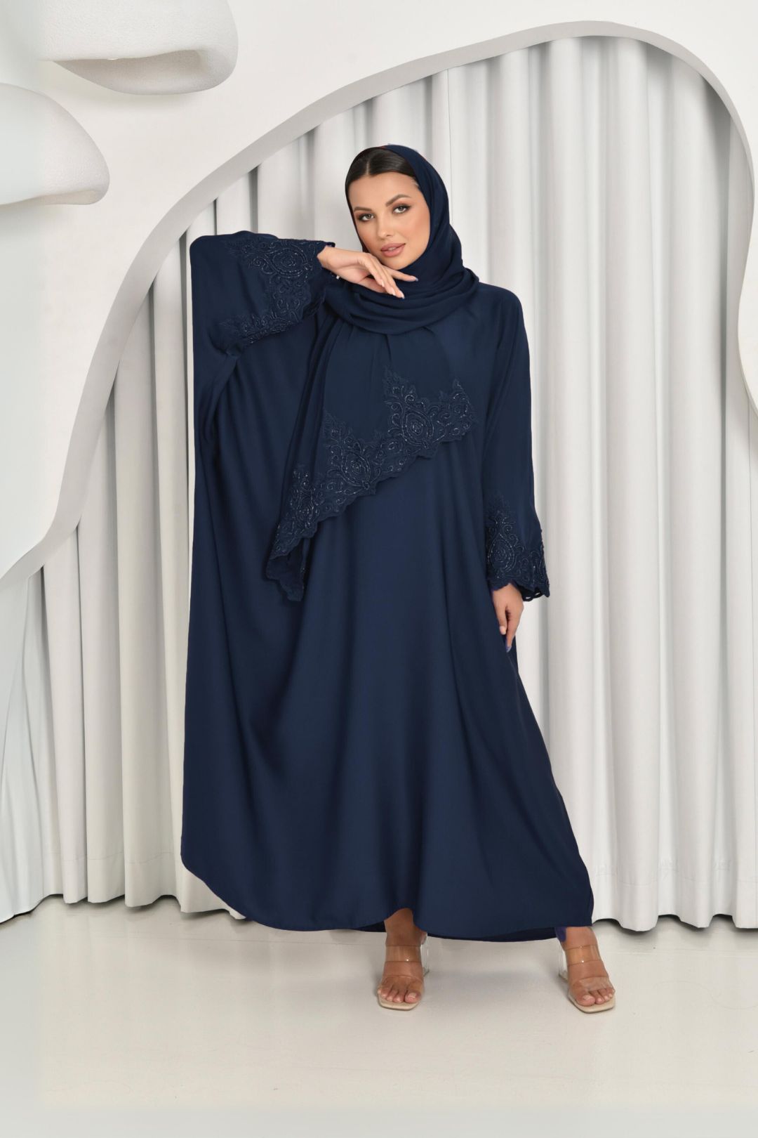 Bushra Abaya