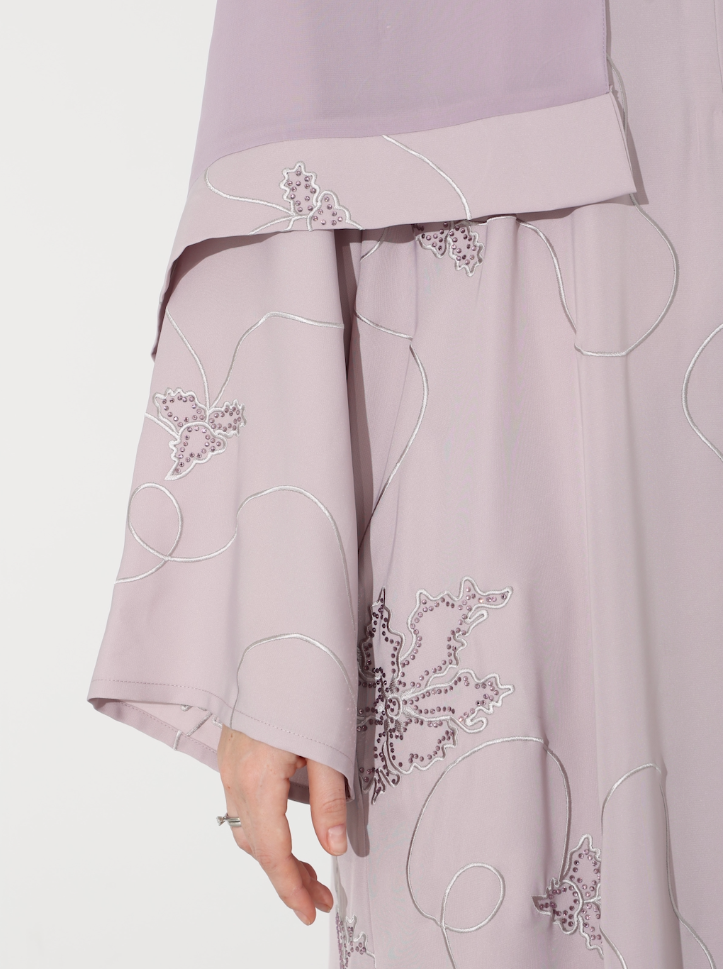 Musheera Abaya in Lilac