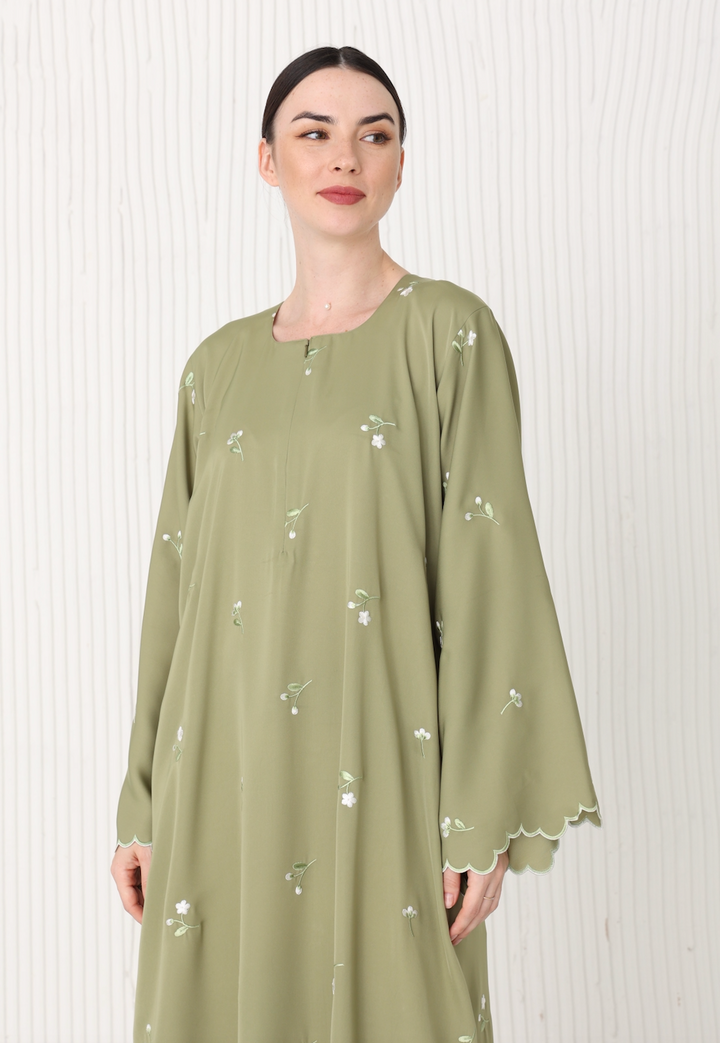 Takisha Abaya in Sage