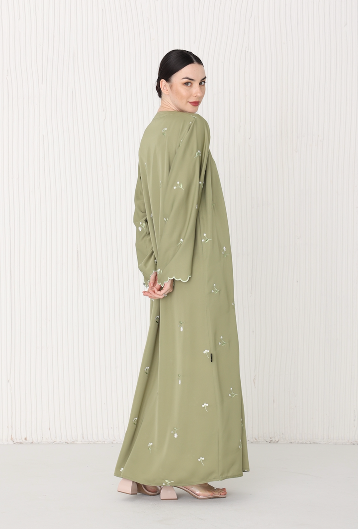 Takisha Abaya in Sage