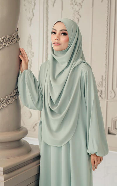 Batch IV : Warda Khimar Set in Mint