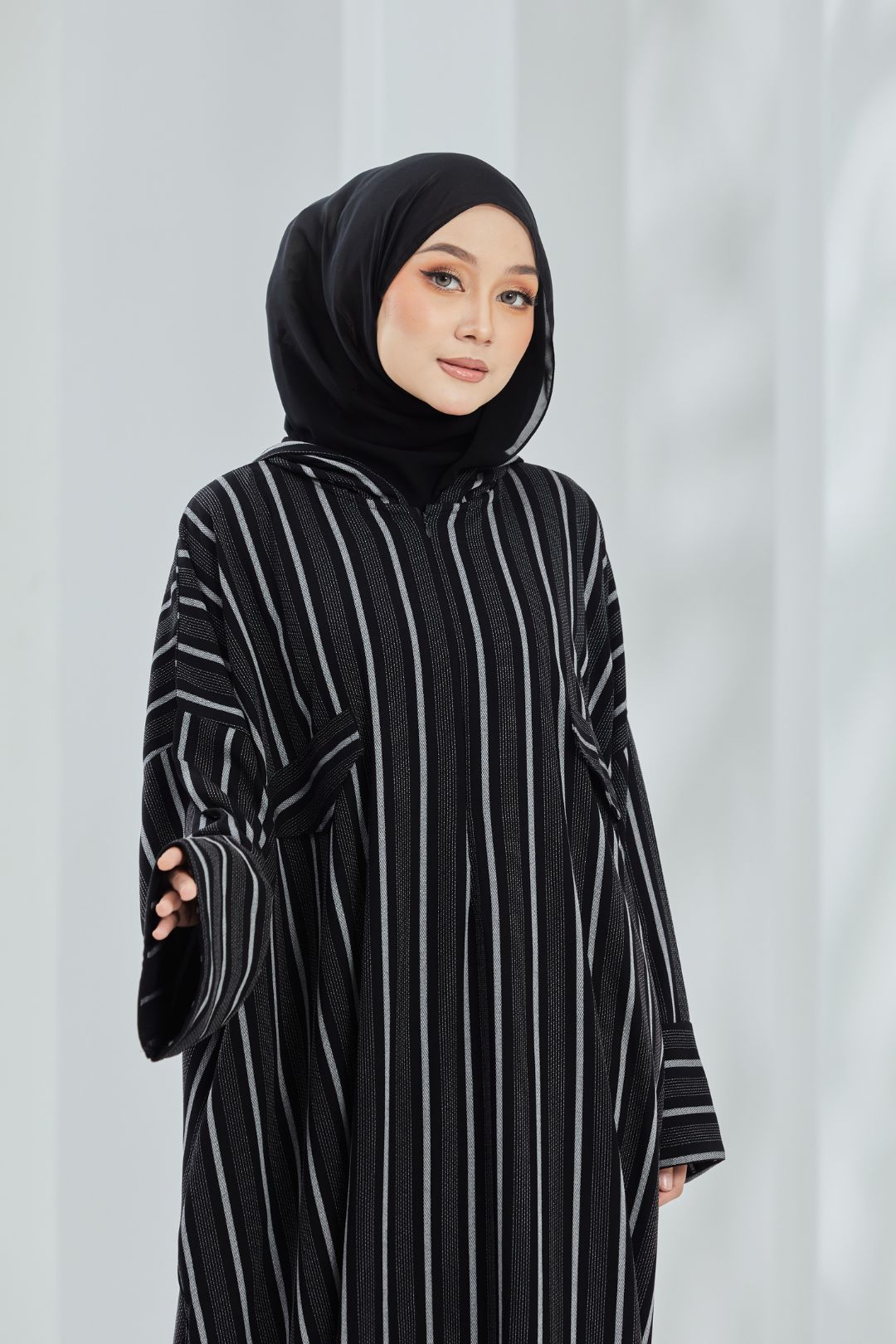 Deena Black Striped Hoodie Abaya