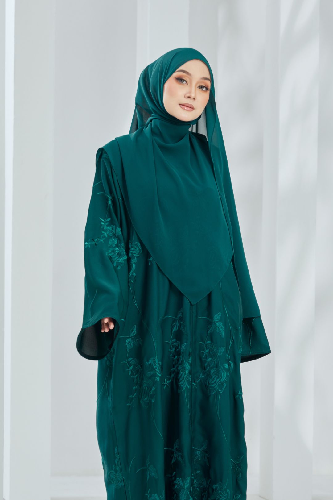 Emilda Abaya in Teal