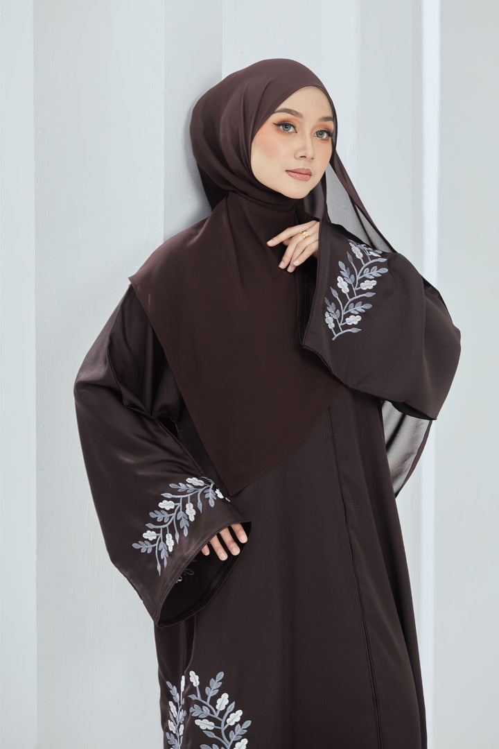 Haneda Abaya in Brown