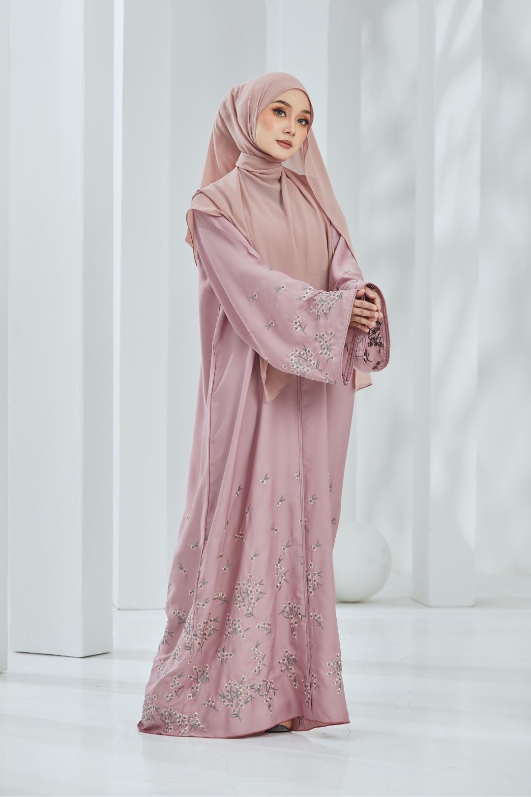 Malia Blossom Abaya in Pink