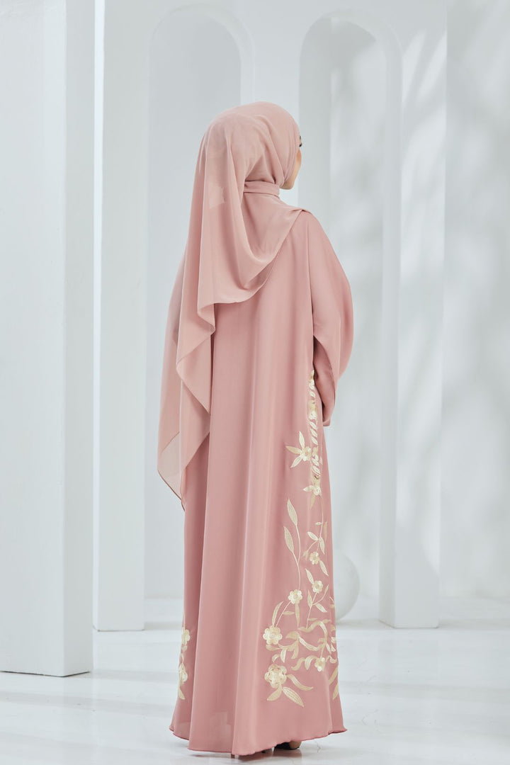 Elfira Abaya in Pink