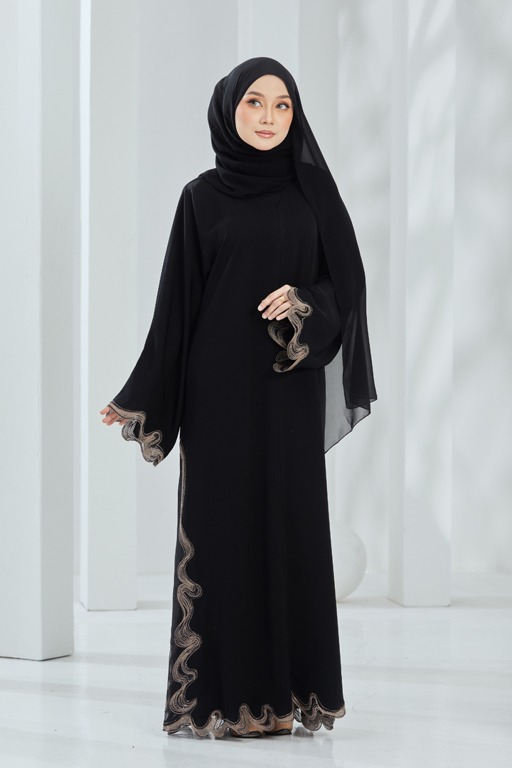 Melia Abaya in Black